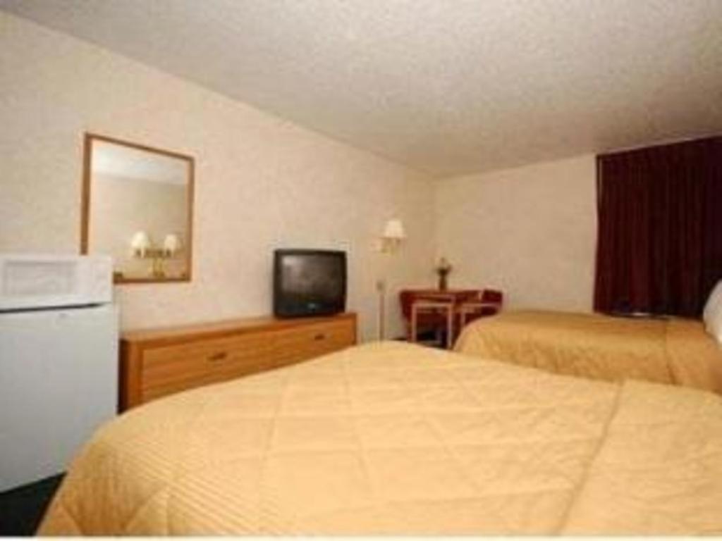 Quality Inn Waynesburg Exterior foto
