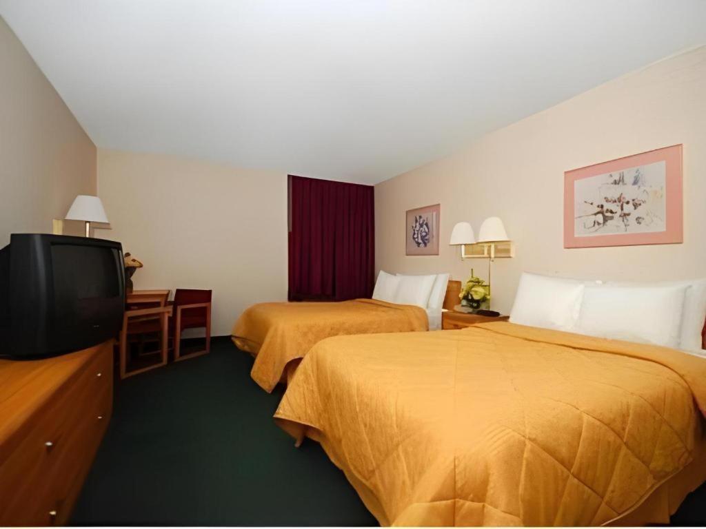 Quality Inn Waynesburg Exterior foto